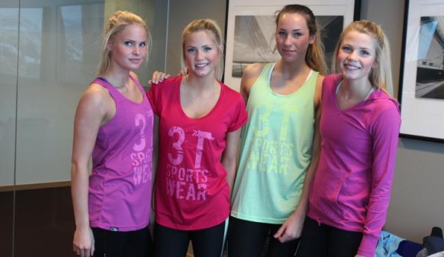 Фотографии норвежских школьниц взорвали интернет