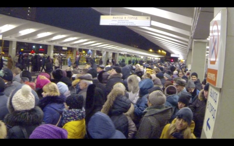 Утренняя давка в Московском метро