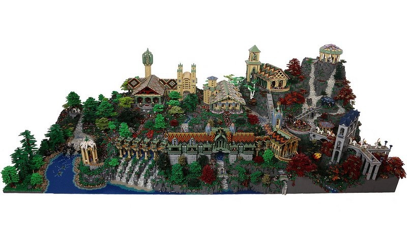 200 тысяч деталей конструктора LEGO - «Последнее убежище к западу от г