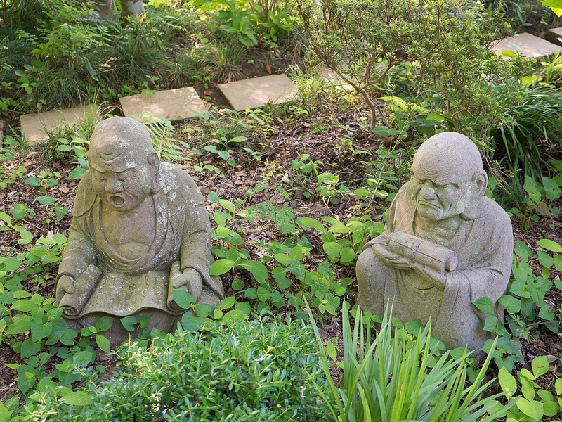 Скульптуры храма Дзёкэй
