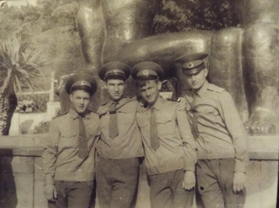 Дембельский фотоальбом советского солдата