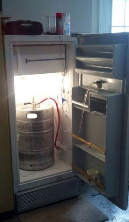 "Мужской гаджет" из старого холодильника