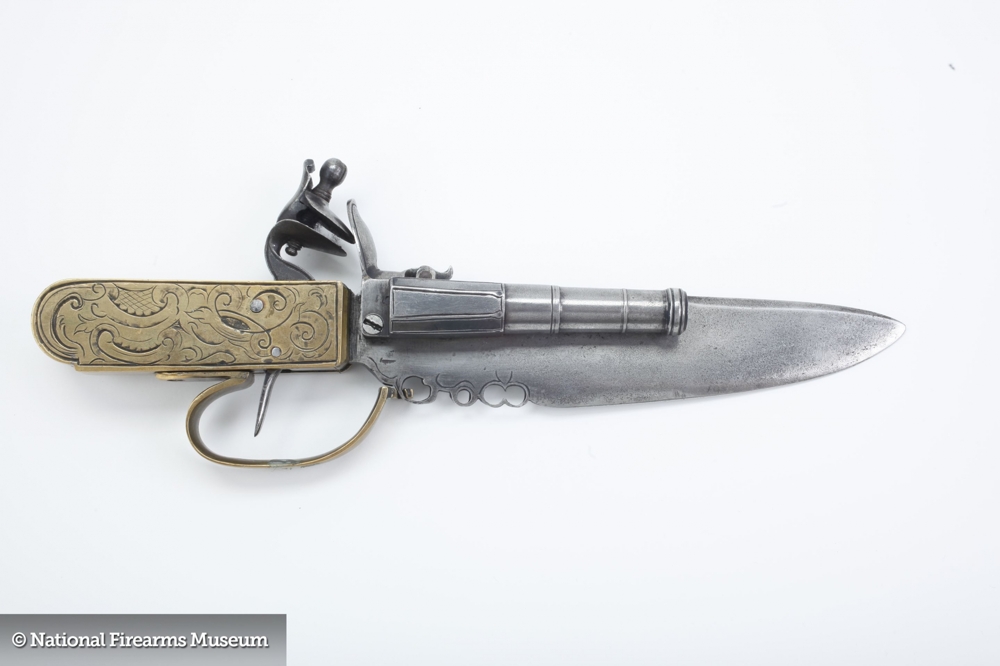 Уникальные экспонаты национального музея огнестрельного оружия