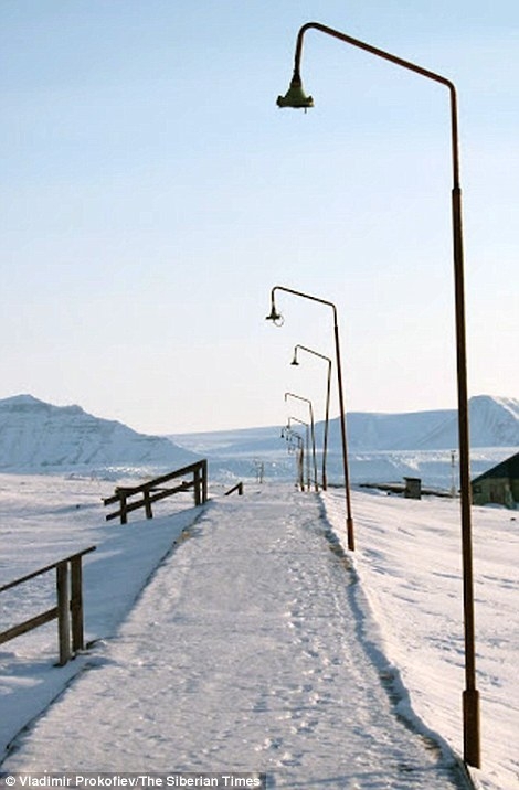 Заброшенный советский посёлок Пирамида в Норвегии
