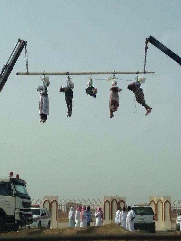 Пять казненных преступников выставлены на показ в Саудовской Аравии
