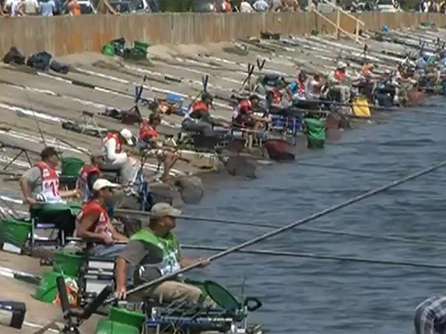 Чемпионат по рыбной ловле, как у нас и как у них