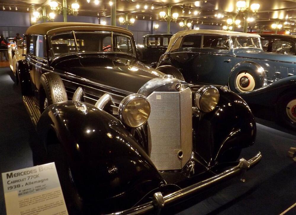 Cамый большой автомобильный музей в Европе