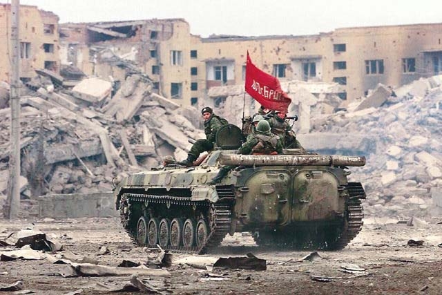 ЧЕЧНЯ. 1994-95г. Один из этапов спецоперации по освобождению Гудермеса