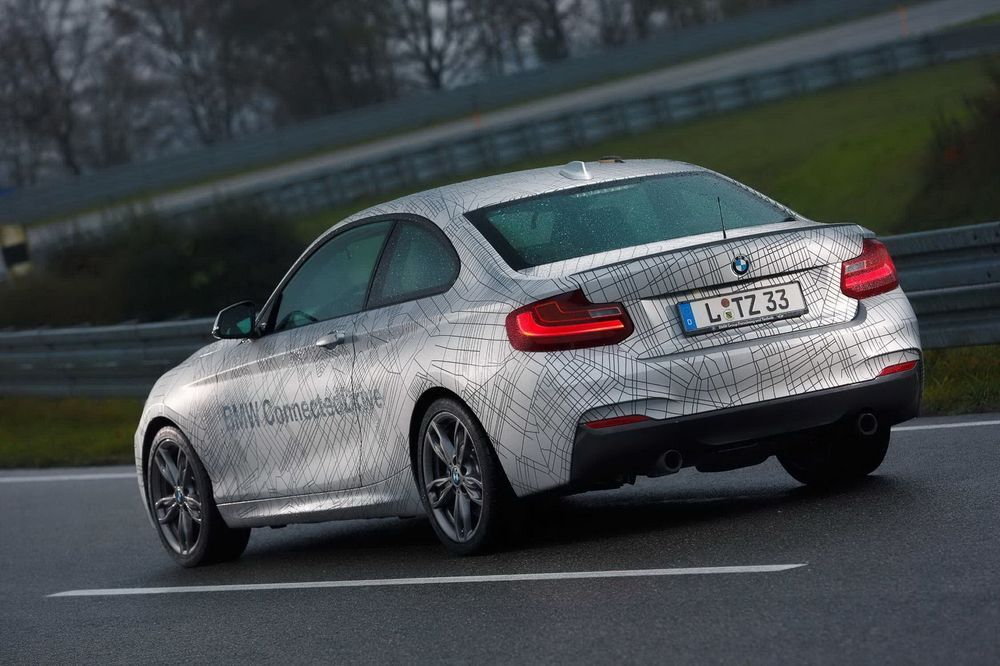 BMW показал возможности автопилота