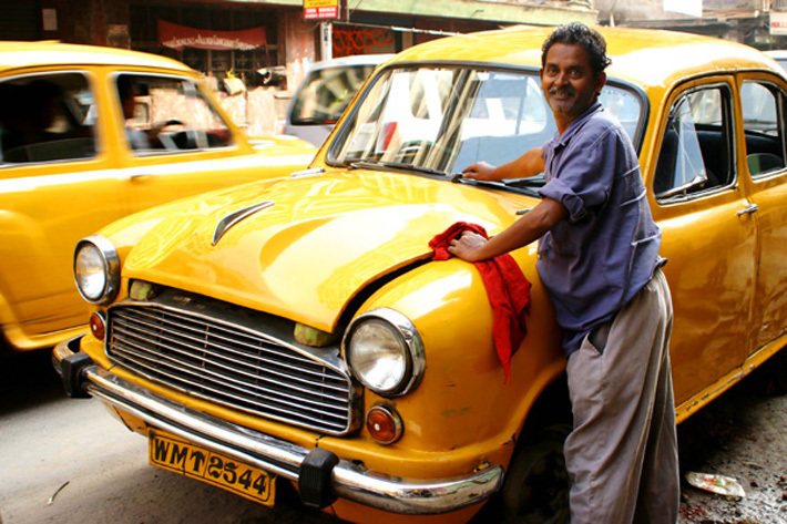 Сравниваем тарифы на такси в разных столицах
