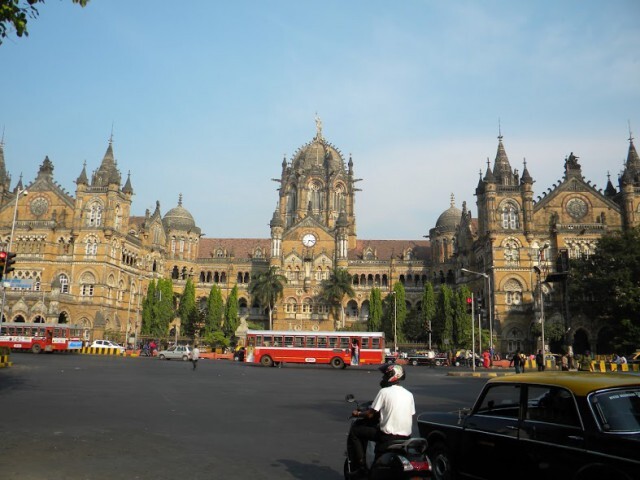 Особенности общественного транспорта в Мумбаи