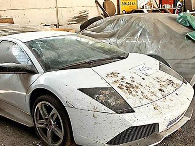Стоянка конфискованных авто в Хорватии