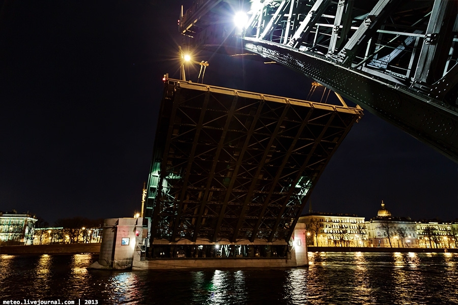  Как устроен Дворцовый мост в Санкт-Петербурге