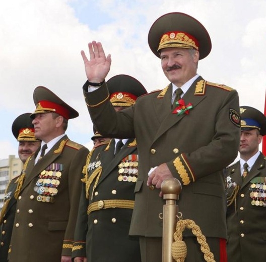 Во что превратились армии бывших республик СССР