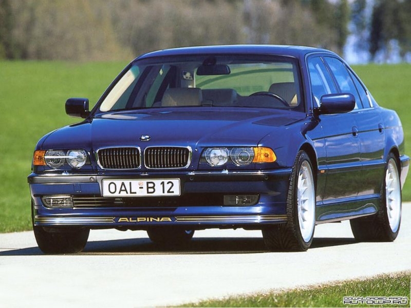 Трохи про BMW E38