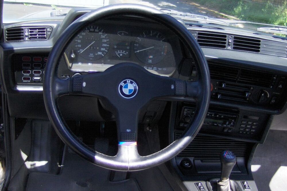 Найдено на eBay.  E24 BMW M6 1989