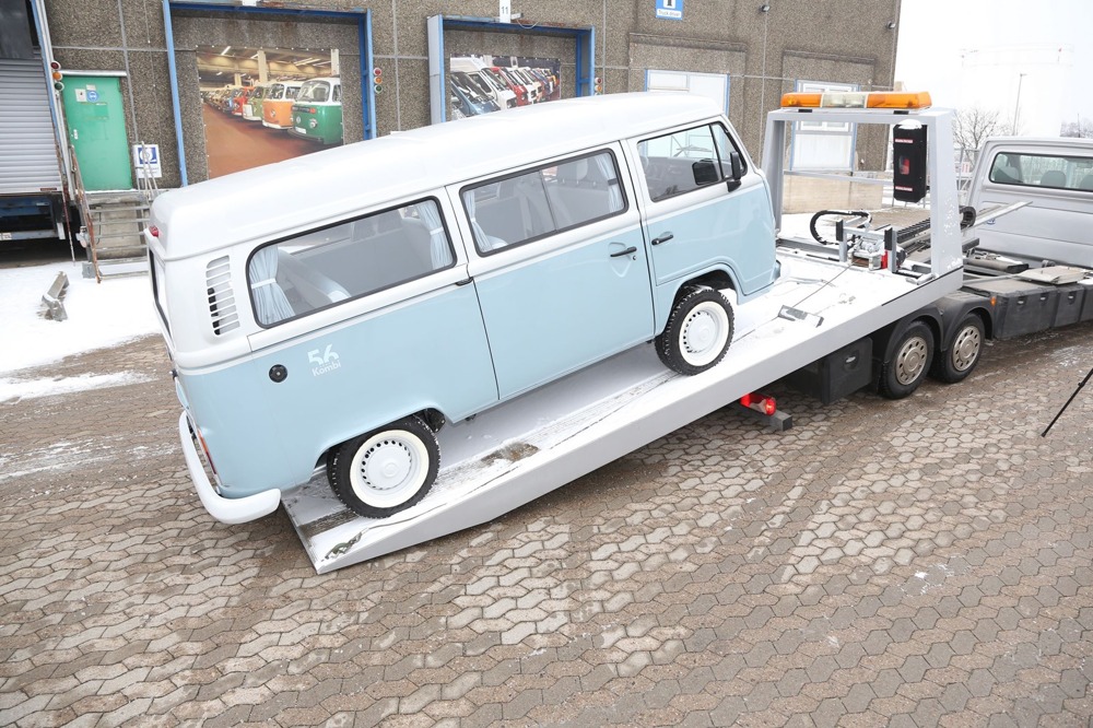 Последний экземпляр минивэна Kombi прибыл в музей VW