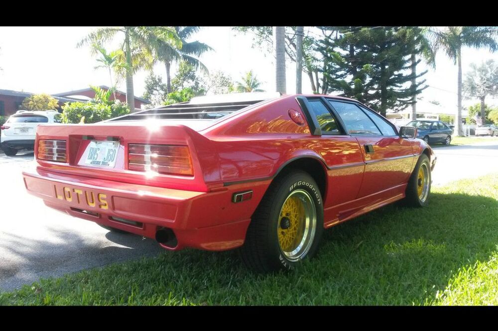 Найдено на eBay. Lotus Esprit 1985