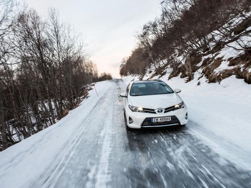 Toyota Auris отправился за северным сиянием