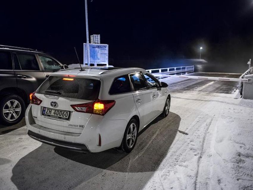 Toyota Auris отправился за северным сиянием