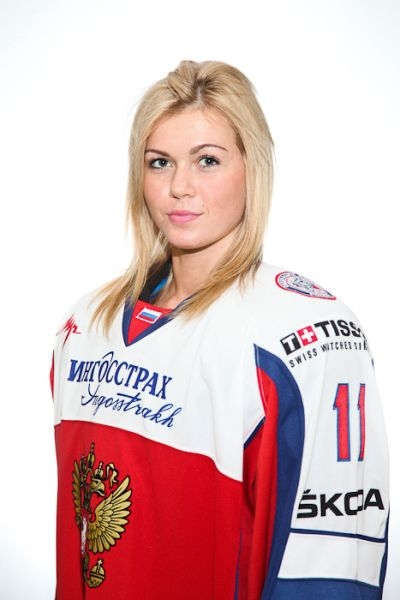 Женская сборная России по хоккею одержала волевую победу над Германией