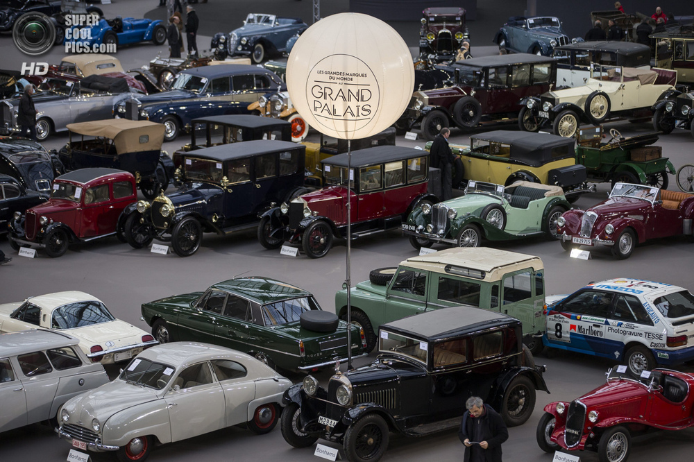 Выставка ретро-автомобилей в Гран-Пале
