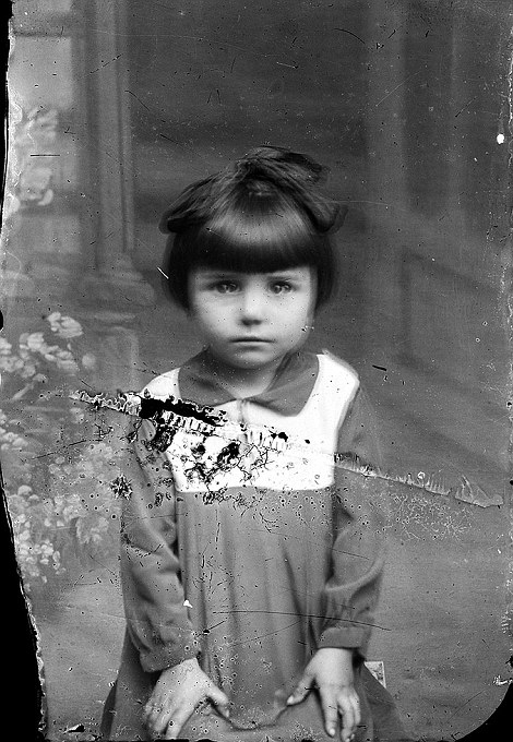Архивные фотографии жителей Румынии с 1925 по 1984 год