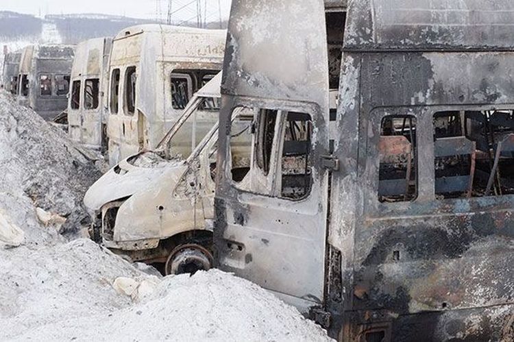 В Мурманске сгорели 19 маршрутных такси