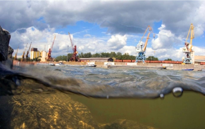 Гонконг из-под воды в фотографиях Андреас Мюллера