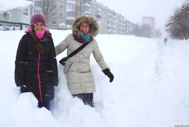 Южно-Сахалинск 17-18.02.2014г. Большой снег