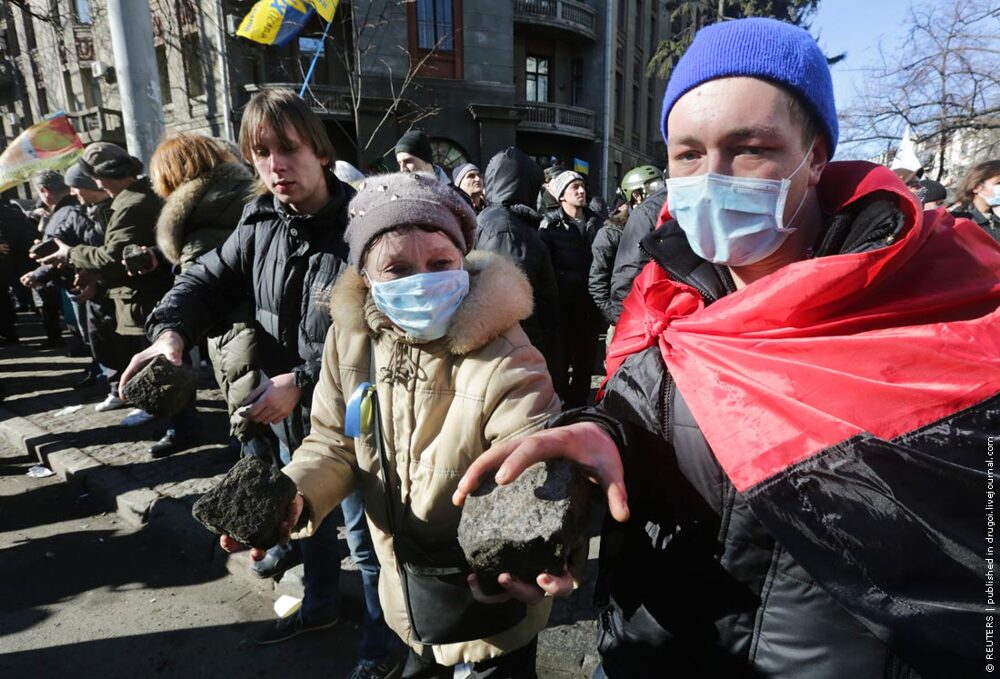 Акции протеста на Украине: Оппозиция пошла в атаку