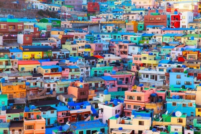 Цветные города на нашей планете