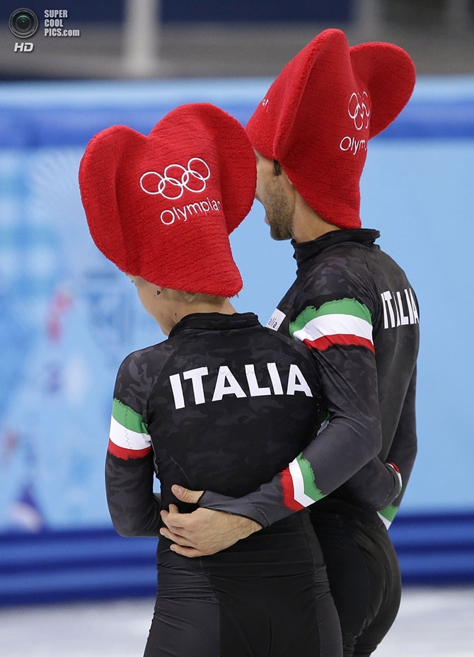 Оригинальные шапки болельщиков на Олимпиаде в Сочи 