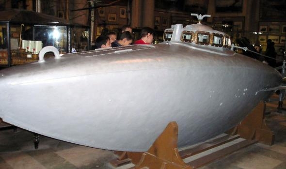 Самый первый в мире подводный флот.