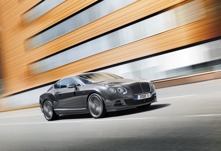 Bentley представила самый быстрый автомобиль в истории марки