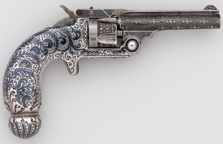 Револьвер Smith&Wesson с декором от Tiffany & Co. Калибр: 32.