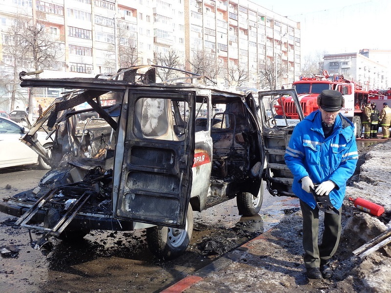 В Ульяновске взорвалась машина скорой помощи