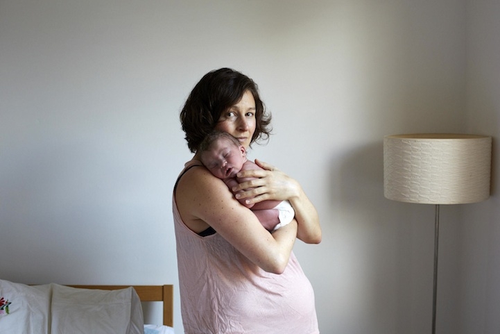 Трогательные портреты мам с младенцами