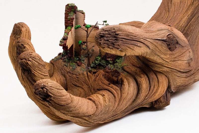 Необычные «деревянные» скульптуры из керамики