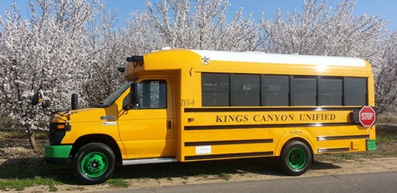 Первый электрический школьный автобус