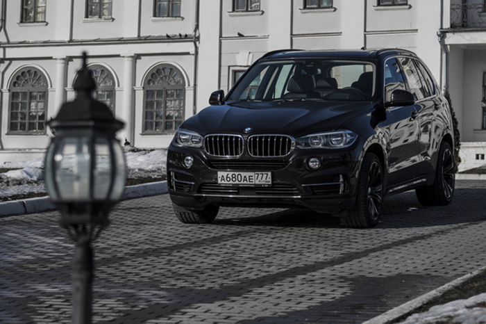  BMW X5 50i: Fun-Vee