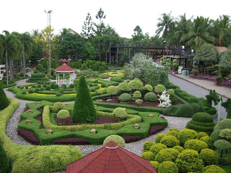 ТАИЛАНД. ТРОПИЧЕСКИЙ САД НОНГ НУЧ (Nong Nooch Tropical Garden)