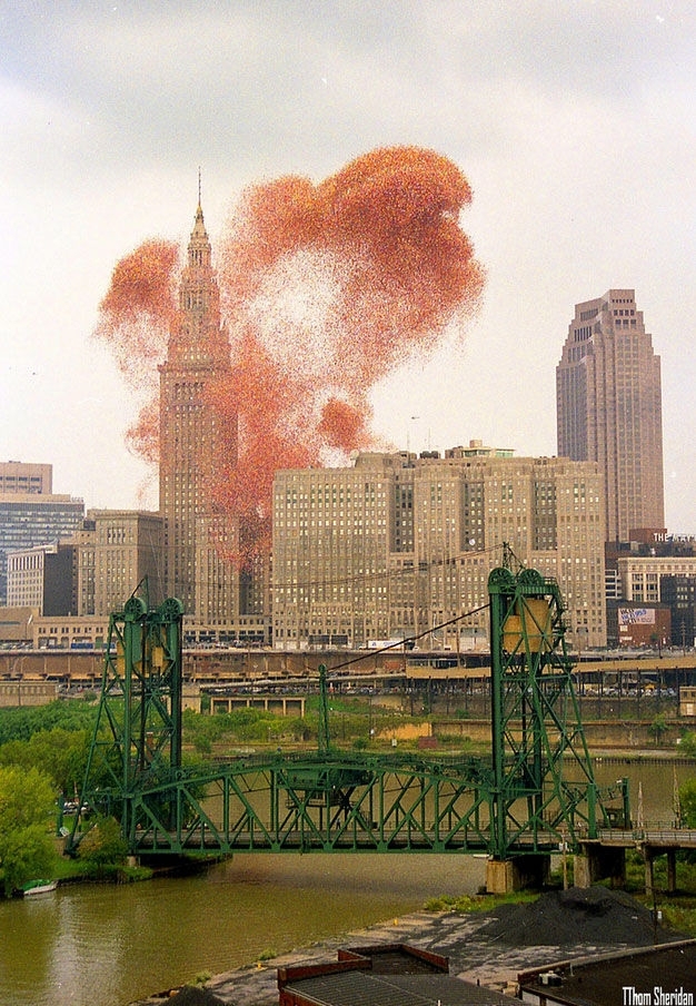 Облако, посеявшее хаос над городом в США  