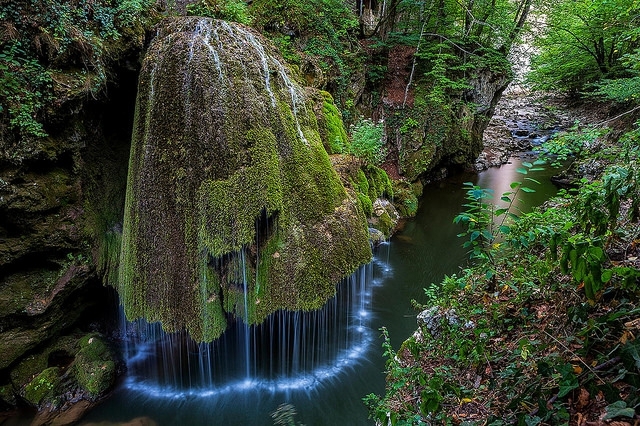 Румынский водопад Бигар 