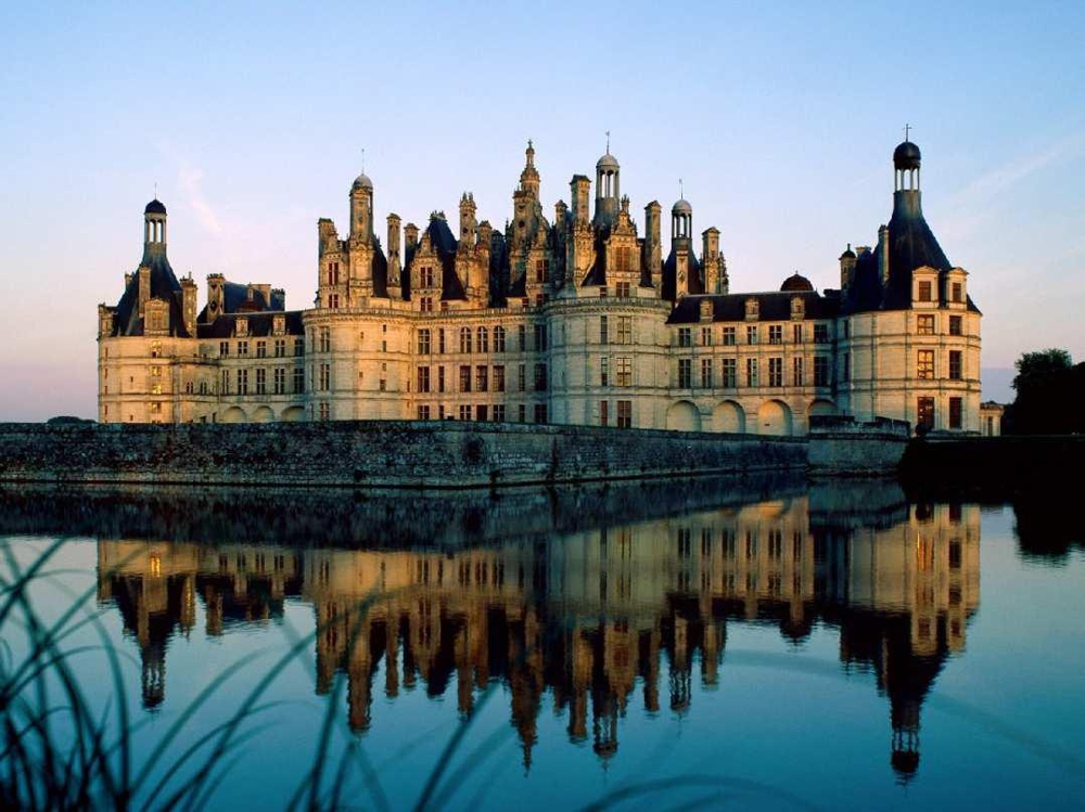 Топ-10 самых красивых замков мира