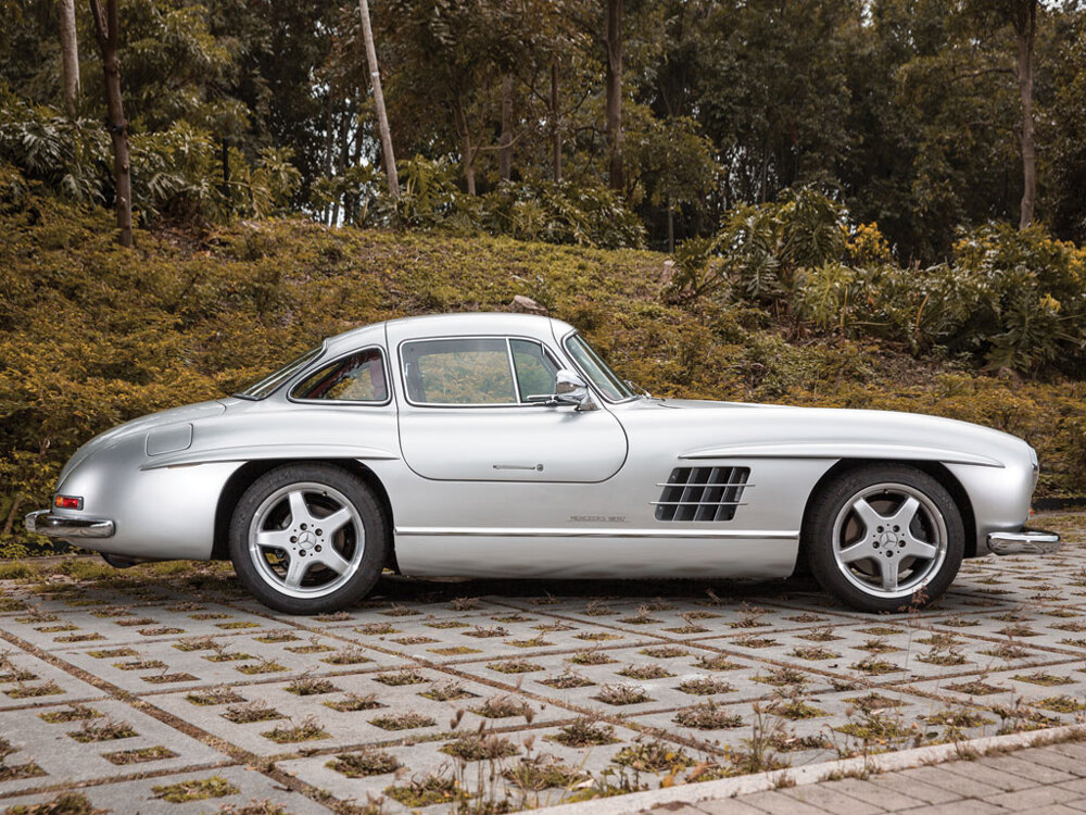 Уникальный Mercedes-Benz 300SL AMG