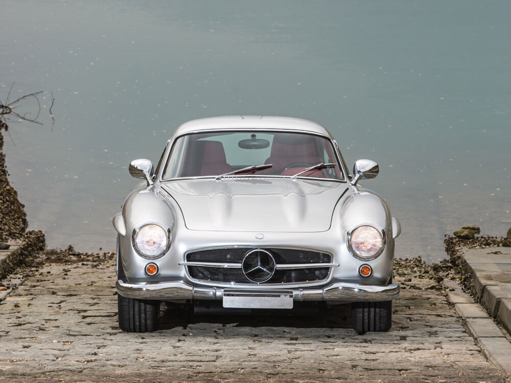 Уникальный Mercedes-Benz 300SL AMG