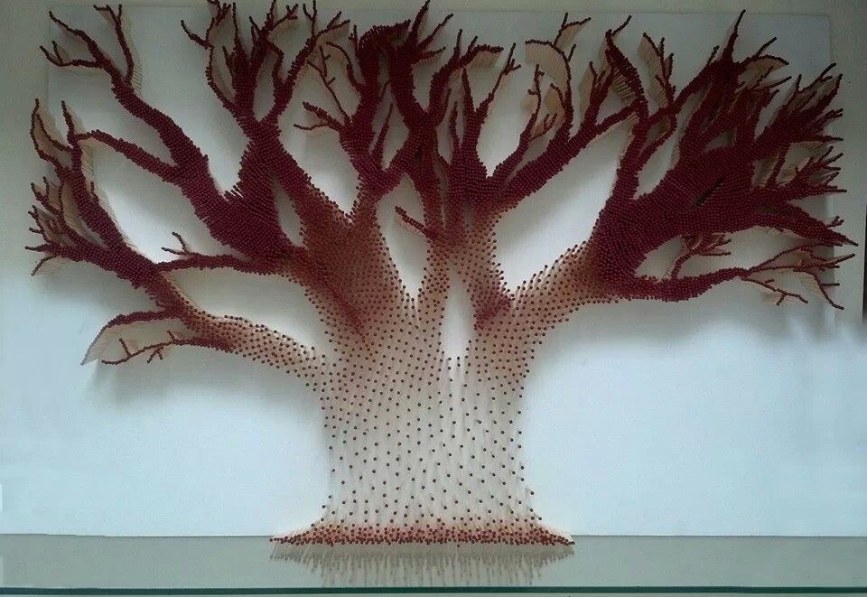 Дерево из 6000 спичек