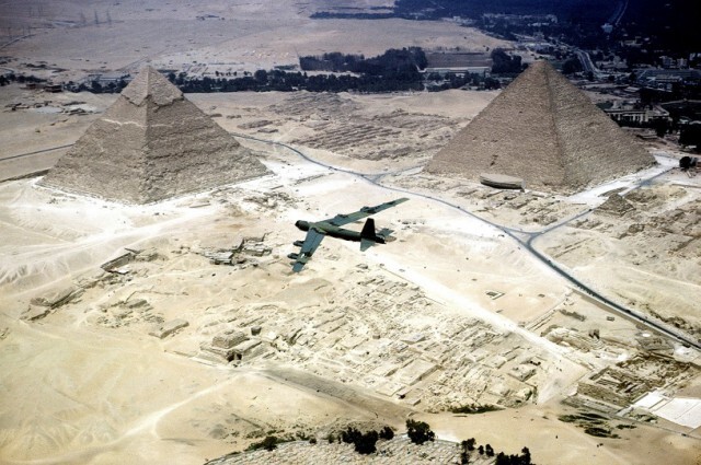 Полеты над пирамидами Египта