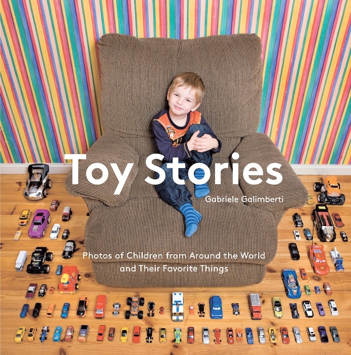 "Истории игрушек" от Габриэле Галимберти: такое разное детство